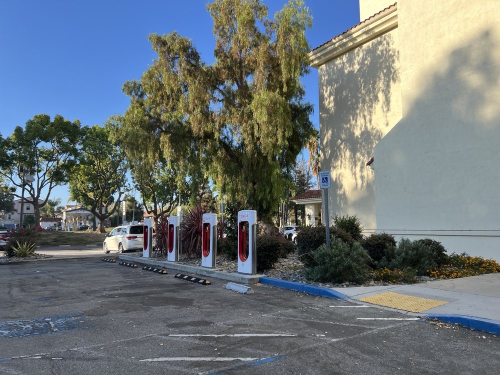 TESLA SUPERCHARGER EMBASSY SUITES - Updated June 2026 - 15 Photos & 12