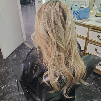 Paris Salon - Highlights by ericka - Hair Salons Near Me - Modesto, California
