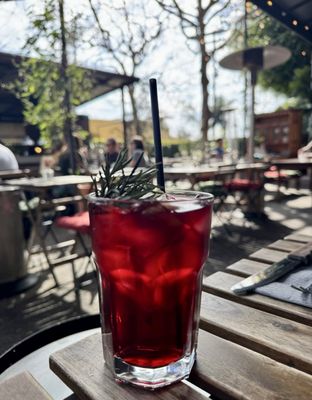 Le Great Outdoor Restaurant by null