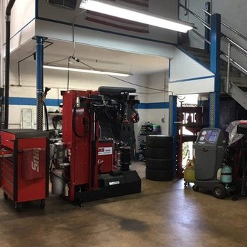 Silver Star Motors Mercedes-Benz Specialists - Auto Repair Near Me - Vienna, Virginia Silver Star Motors Mercedes-Benz Specialists - Auto Repair Near Me - Vienna, Virginia