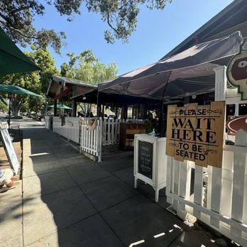 Molly's Souper - Sidewalk view - Breakfast & Brunch Near Me - Upland, California Molly's Souper - Sidewalk view - Breakfast & Brunch Near Me - Upland, California