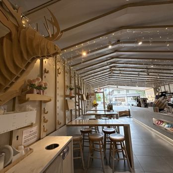 Cafe Auburndale - Coffee & Tea Near Me - Flushing, New York