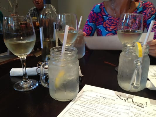 Say Cheese! Restaurant & Cheese by null