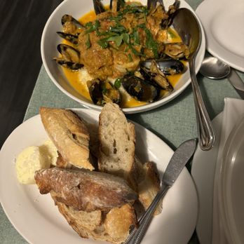 Poole's - Baguette; mussels and shrimp over grits - New American Near Me - Raleigh, North Carolina