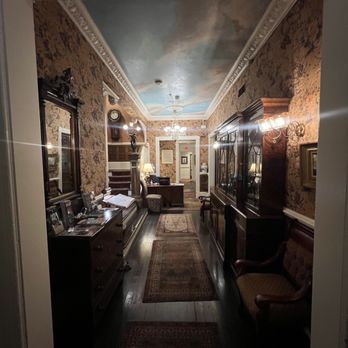Ballastone Inn - Main entry - Hotels Near Me - Savannah, Georgia