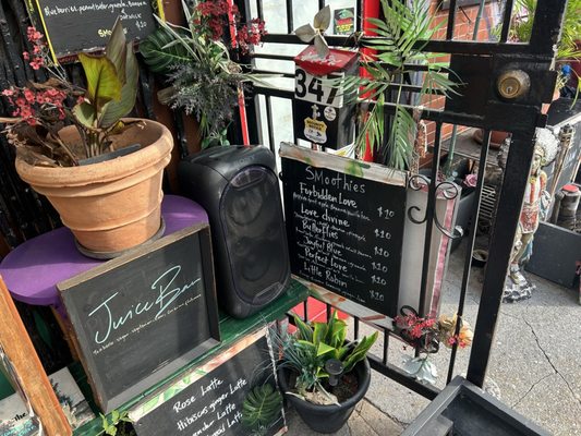 Secret Garden Oasis Juice Bar & Tea House by null