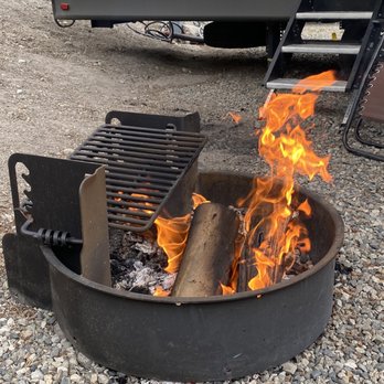 Golden Pine Rv Park - Fire pit - RV Parks Near Me - June Lake, California