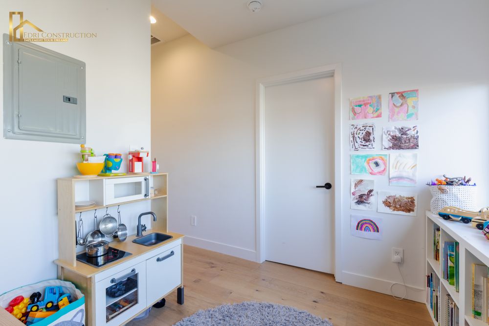 Slide of Edri Construction