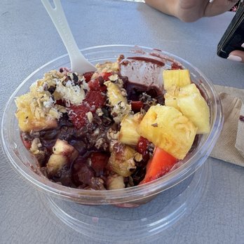 Spoons - Uptown - Tiny kid size portion. Wasn't really that good - Acai Bowls Near Me - Charlotte, North Carolina Spoons - Uptown - Tiny kid size portion. Wasn't really that good - Acai Bowls Near Me - Charlotte, North Carolina