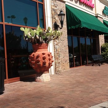 La Parrilla Mexican Restaurant - Mexican Near Me - Newnan, Georgia