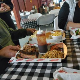 Sampler plate