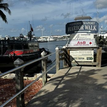 A&B Lobster House - Entrance to restaurant - Seafood Near Me - Key West, Florida A&B Lobster House - Entrance to restaurant - Seafood Near Me - Key West, Florida