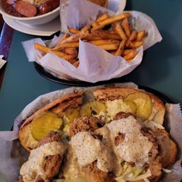 Oyster po'boy sandwich 5/5 Oyster po'boy sandwich 5/5