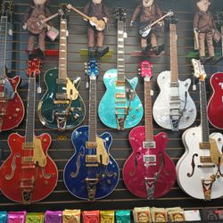 St Pete Guitars