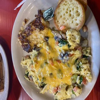 The Toasted Yolk Cafe - Vegetable scramble - Breakfast & Brunch Near Me - Spring, Texas