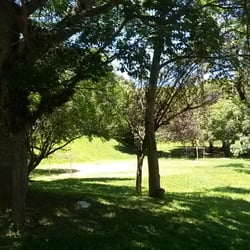 Praça Leandro Ferreira - Praça tem bastante espaço