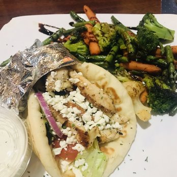 Arris' Pizza - Marinated Chicken gyro with sautéed veggies - Pizza Near Me - Jefferson City, Missouri Arris' Pizza - Marinated Chicken gyro with sautéed veggies - Pizza Near Me - Jefferson City, Missouri