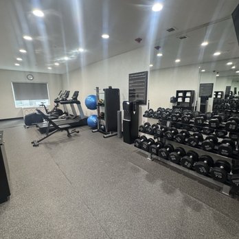 DoubleTree by Hilton Hotel Salem, Oregon - Fitness Room - Hotels Near Me - Salem, Oregon DoubleTree by Hilton Hotel Salem, Oregon - Fitness Room - Hotels Near Me - Salem, Oregon