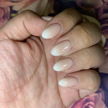 Modern Nail Bar - Ombré nude dip nails - Nail Salons Near Me - Keller, Texas