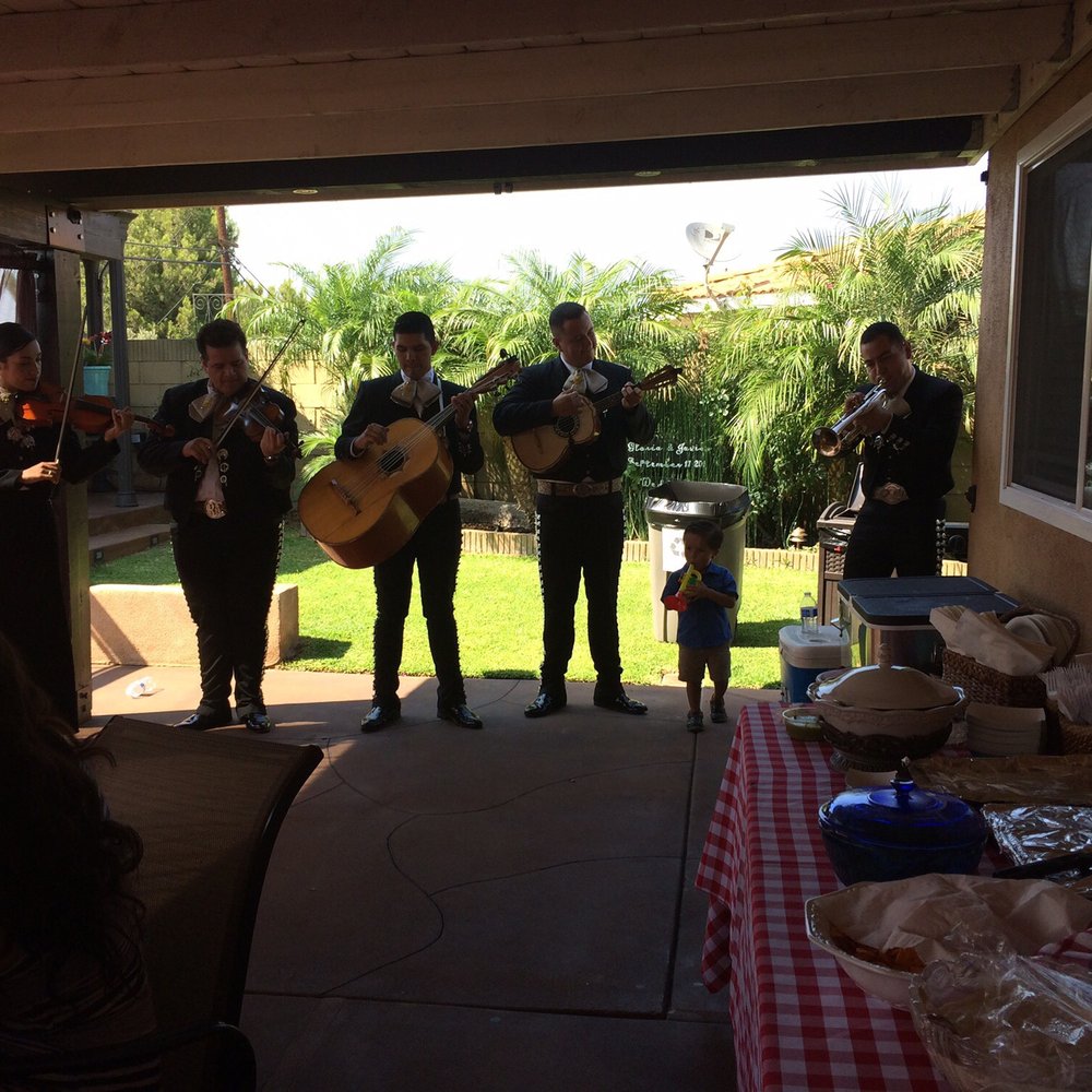 Mariachi Los Compadres - Always fun! - Musicians Near Me Mariachi Los Compadres - Always fun! - Musicians Near Me
