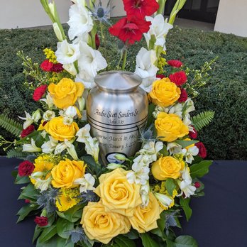 Adalia Rose Events - Custom flower arrangement. - Party & Event Planning Near Me Adalia Rose Events - Custom flower arrangement. - Party & Event Planning Near Me