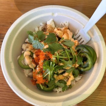 Yoshi Poke - Chicken bowl - Poke Near Me - Charleston, South Carolina