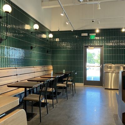 Shake Shack Katy Freeway by null