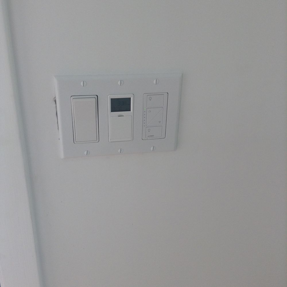 Slide of Sal's Electrical