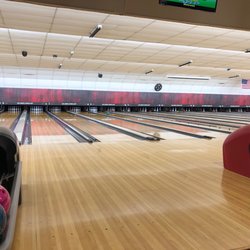 Floyd Bowling & Amusement Center - Lanes