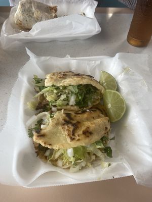 Tortilleria Y Taqueria Ramirez by null