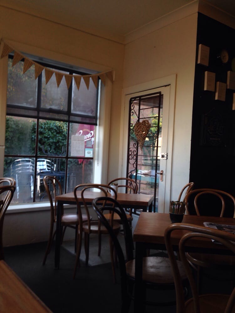 DELI CENTRAL 48 Victoria St, Ulverstone Tasmania, Australia Delis