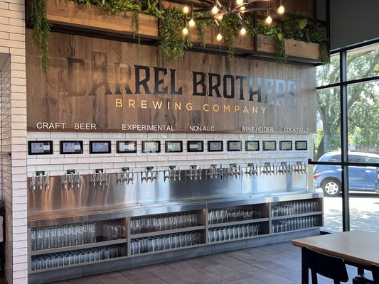 Barrel Brothers Brewing Kitchen & Cocktails by null