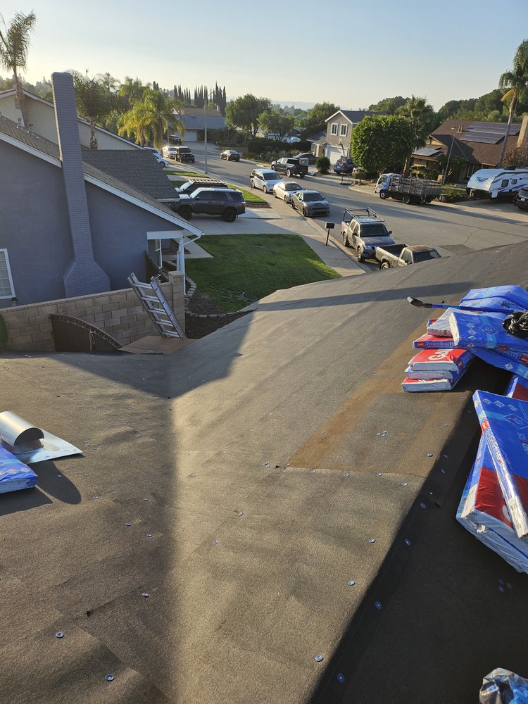 Slide of Citizen Premier Roofing