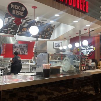 Fatburger - The scenery and ambiance were nice and chill, - Burgers Near Me - Henderson, Nevada Fatburger - The scenery and ambiance were nice and chill, - Burgers Near Me - Henderson, Nevada