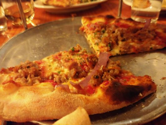 Farina Alto Pizzeria & Wine Bar by null