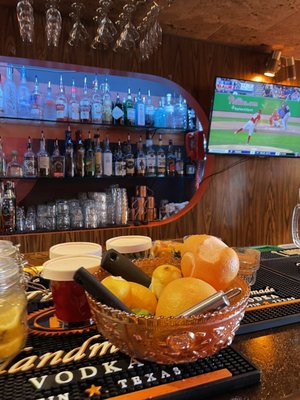 Woodinville Cut Shop Restaurant and Lounge by null