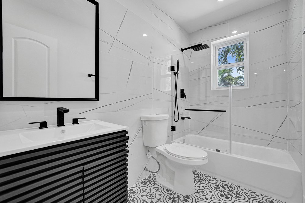 Slide of Construction 95