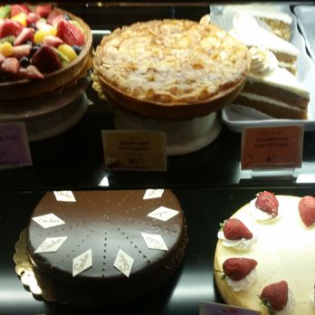 la Madeleine - Yummiest desert - Cafes Near Me - Buford, Georgia