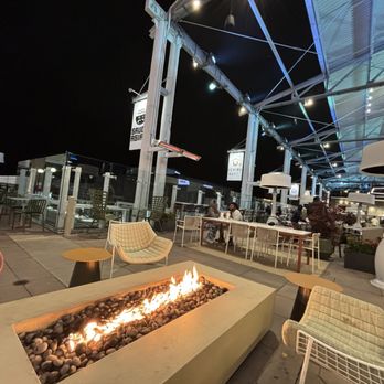 Pippal - Outside - shopping center seating area - Indian Near Me - Emeryville, California Pippal - Outside - shopping center seating area - Indian Near Me - Emeryville, California