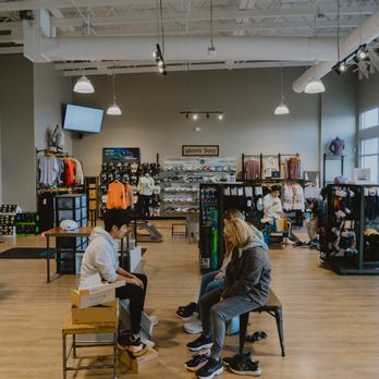 Fleet Feet - Outfitting process - Shoe Stores Near Me - Elk Grove, California