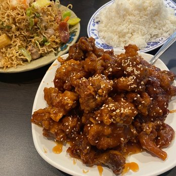 China House Restaurant - Chow mein, white rice, orange chicken - Chinese Near Me - Mexicali, BCN China House Restaurant - Chow mein, white rice, orange chicken - Chinese Near Me - Mexicali, BCN