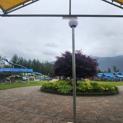 Cultus Lake Waterpark - Park on a cloudy day