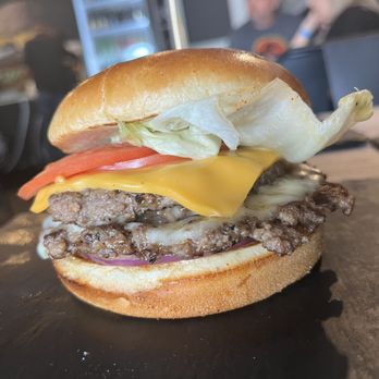 BEEF N’ BUNS - Updated August 2024 - 138 Photos & 64 Reviews - 12200