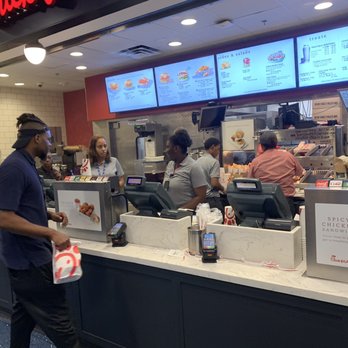 Chick-fil-A - Manager was to busy to speak with me after I been waiting 45 mins for my order, ( she is the one in the red shirt,Alex) - Fast Food Near Me - Charlotte, North Carolina