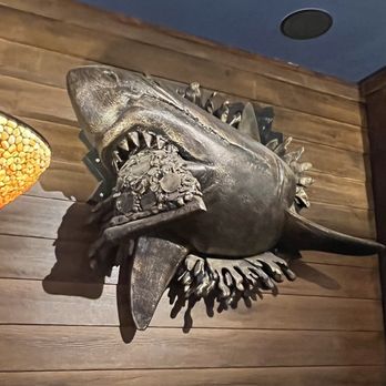 Pizza Madness Maui - Sharks go Mad over the Pizza! - Pizza Near Me - Kihei, Hawaii Pizza Madness Maui - Sharks go Mad over the Pizza! - Pizza Near Me - Kihei, Hawaii