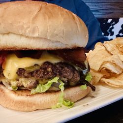 Edacious - Hatch Green Chile Smash Burger
