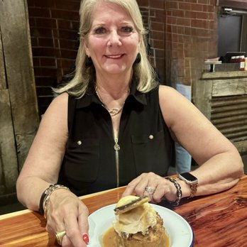 The Hound - Dessert - Bread pudding a la mode - New American Near Me - Auburn, Alabama The Hound - Dessert - Bread pudding a la mode - New American Near Me - Auburn, Alabama
