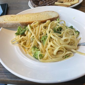 Miller's Ale House - Fettuccine Alfredo - Sports Bars Near Me - Aurora, Illinois