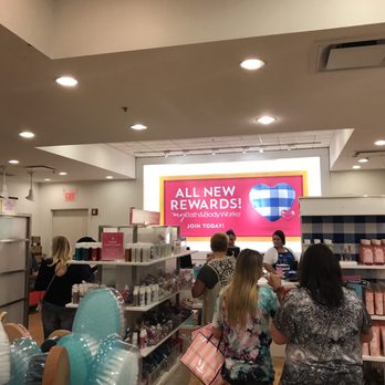 Bath & Body Works - Line to check out - Cosmetics & Beauty Supply Near Me - Concord, North Carolina Bath & Body Works - Line to check out - Cosmetics & Beauty Supply Near Me - Concord, North Carolina