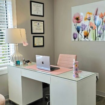 Healing Points Acupuncture & Wellness Center - I met Dr. Michelle Iona in her beautiful office where she spent an hour reviewing my medical history! - Acupuncture Near Me - Riverhead, New York Healing Points Acupuncture & Wellness Center - I met Dr. Michelle Iona in her beautiful office where she spent an hour reviewing my medical history! - Acupuncture Near Me - Riverhead, New York